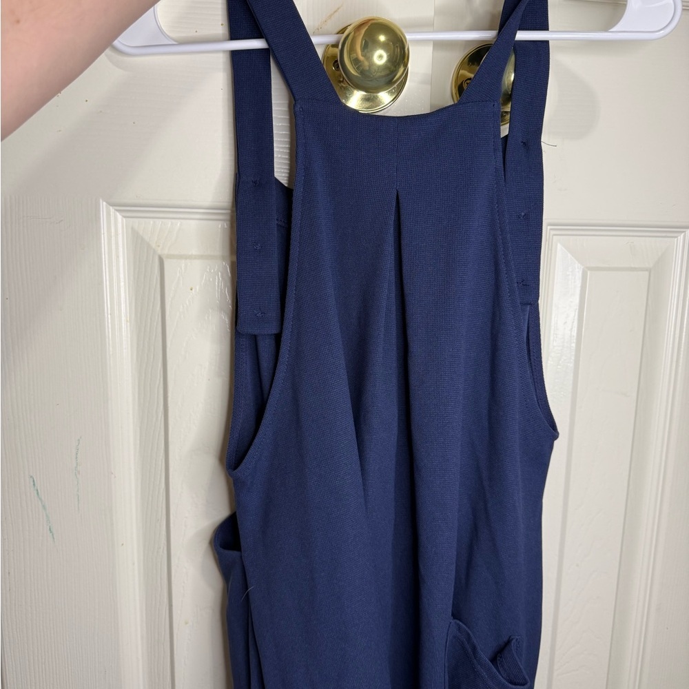 Halara Adjustable Strap Wide Leg Jumpsuit Navy Overalls Pockets M NWT - Picture 4 of 5